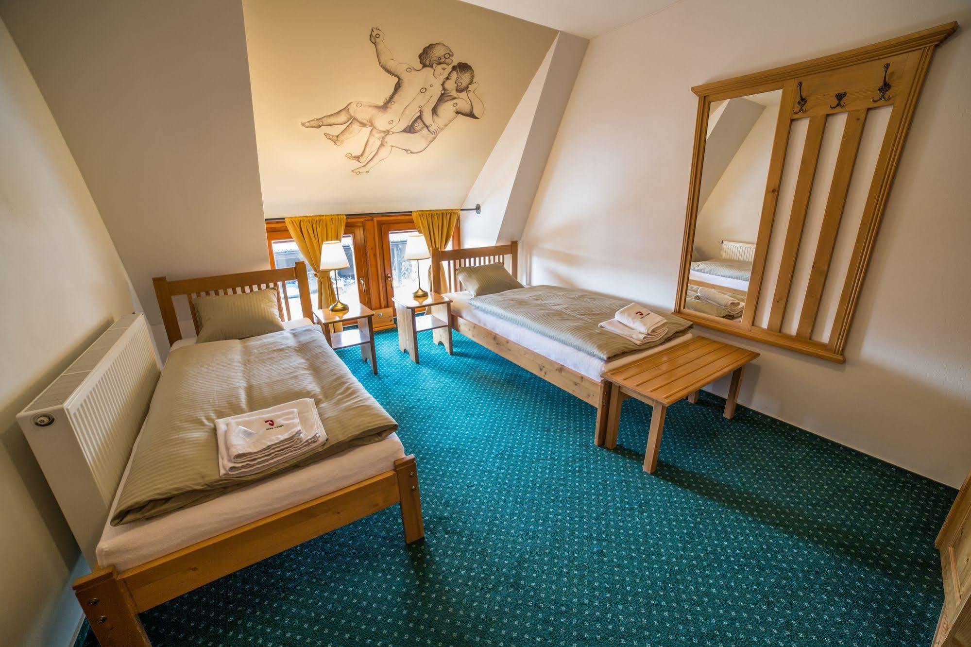 Farma Ptyrov Otel Mnichovo Hradiště Dış mekan fotoğraf