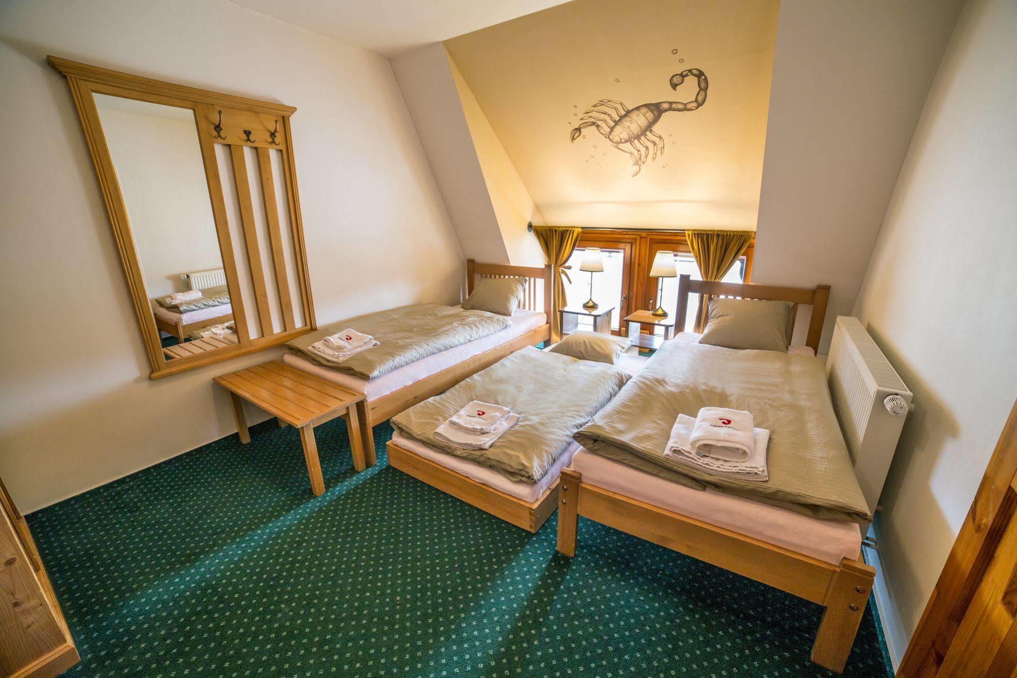 Farma Ptyrov Otel Mnichovo Hradiště Dış mekan fotoğraf